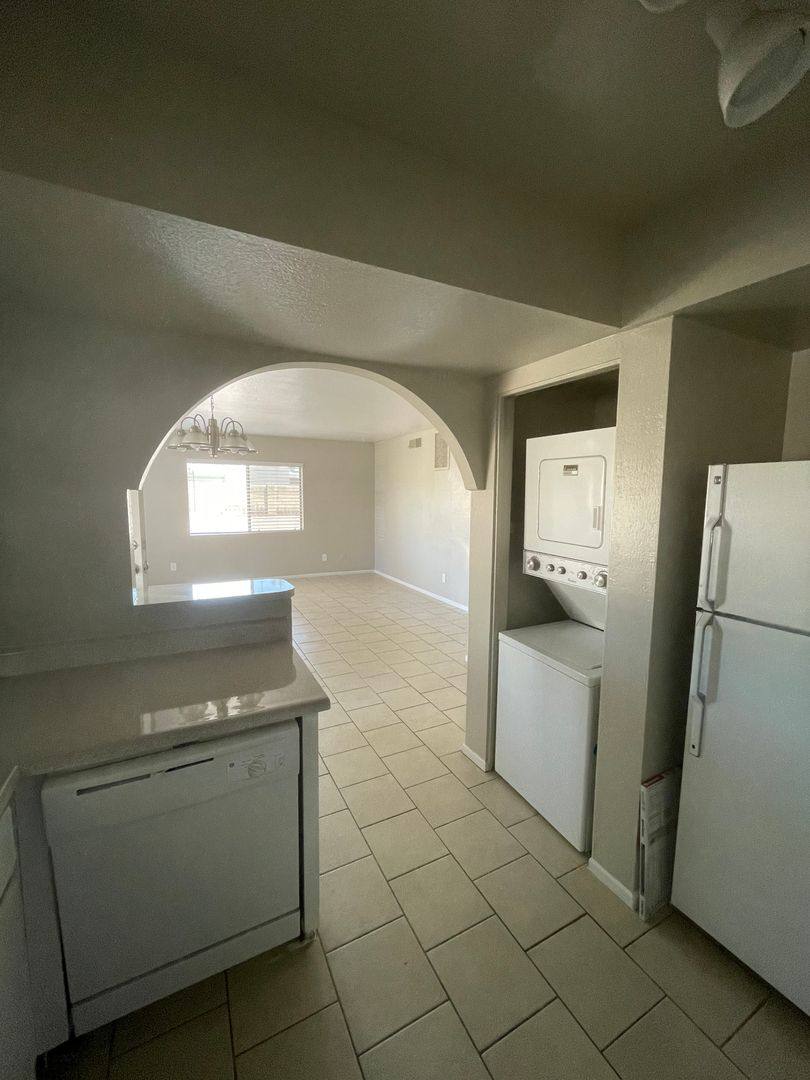 Apartment for rent at 2704 E Turney Ave, Phoenix, AZ 85016