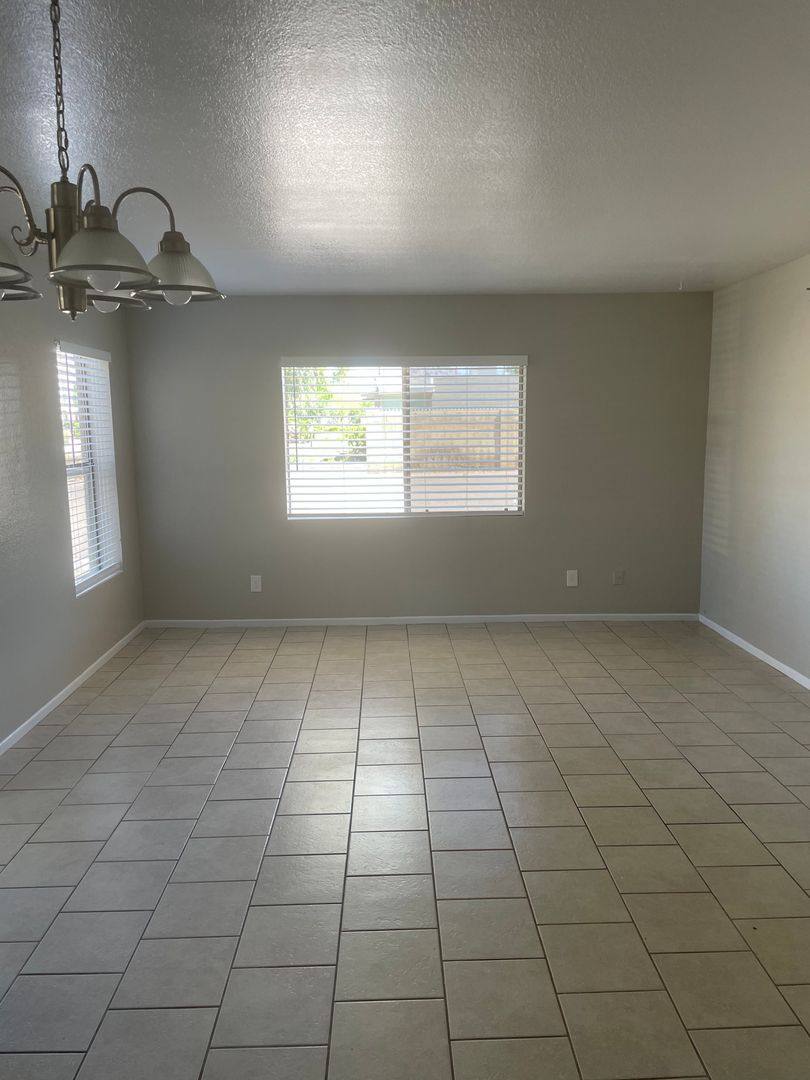 Apartment for rent at 2704 E Turney Ave, Phoenix, AZ 85016