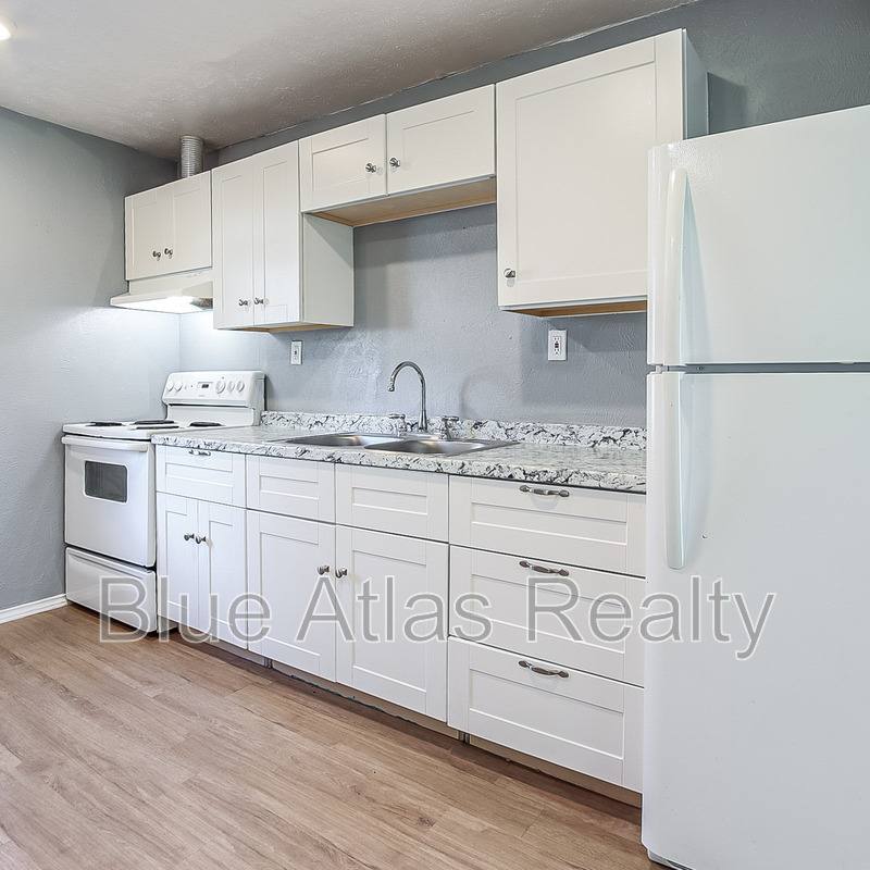 Apartment for rent at 1212 Riverview Dr #B, Irving, TX 75060