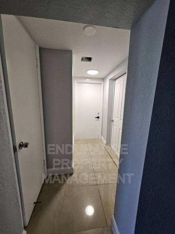 House for rent at 809 W 5th St, West Palm Beach, FL 33404