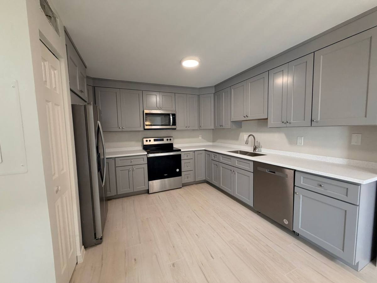 Townhouse for rent at 13121 Whitehaven Lane #172, Fort Myers, FL 33966