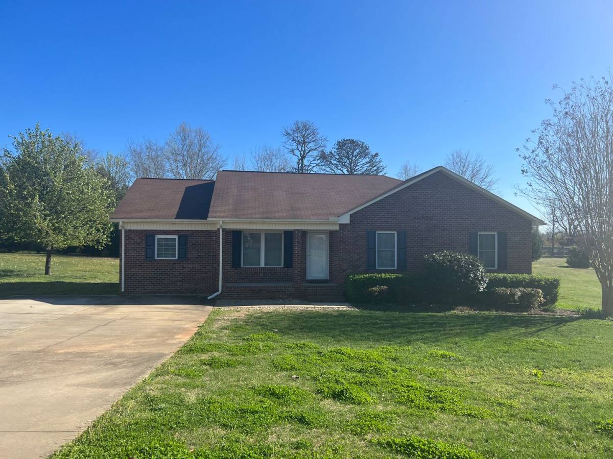 House for rent at 114 Carol Lyn Dr, Kings Mountain, NC 28086