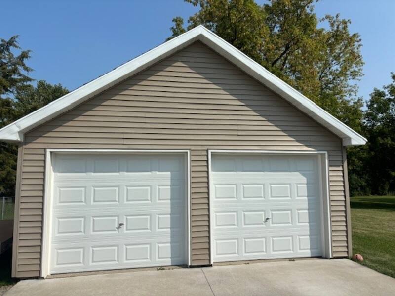 Apartment for rent at 1922-1928 Oregon St, Oshkosh, WI 54902