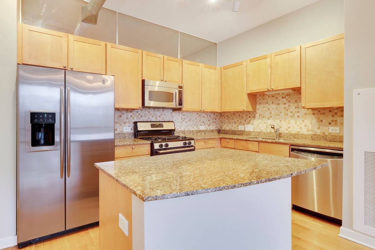 Apartment for rent at 720 N Larrabee St #1706, Chicago, IL 60654