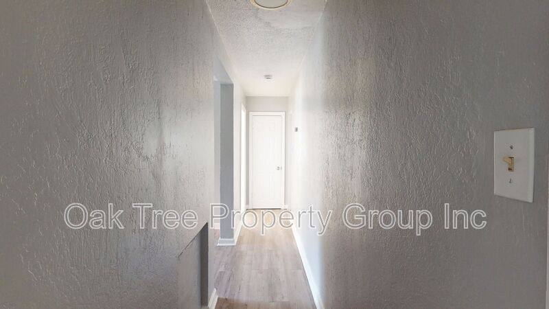 House for rent at 6621 Bancroft Ave, Oakland, CA 94605
