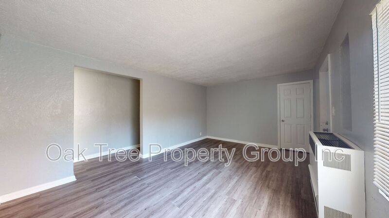 House for rent at 6621 Bancroft Ave, Oakland, CA 94605