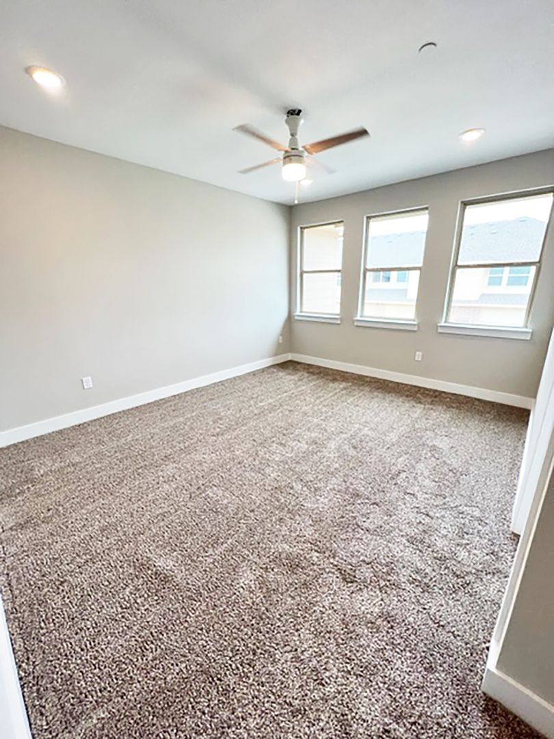 Townhouse for rent at 3605 S Bonnie Brae, Argyle, TX 76226