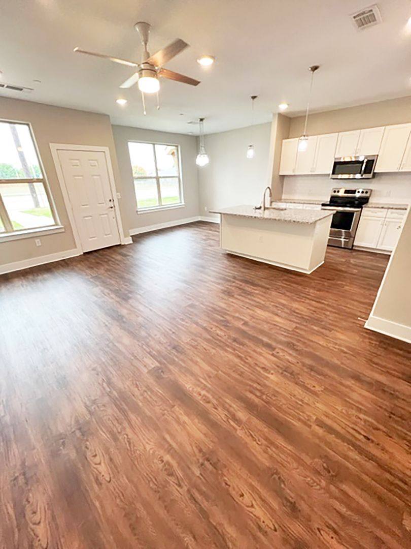 Townhouse for rent at 3605 S Bonnie Brae, Argyle, TX 76226