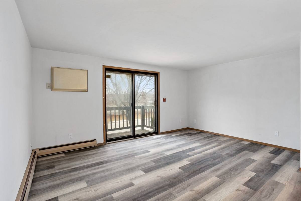 Apartment for rent at 234 Berger St, Green Bay, WI 54302