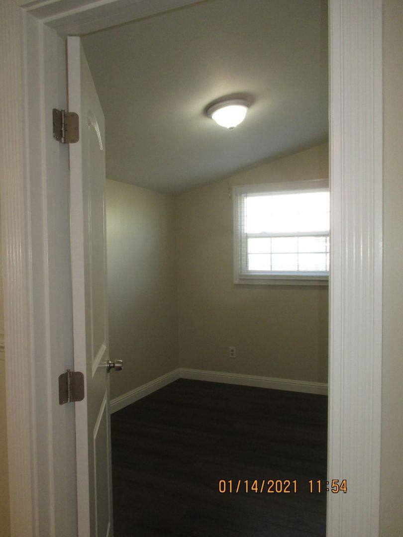 Apartment for rent at 717, 7175, 721, 727, 727 Broadway St, Fairfield, CA 94533
