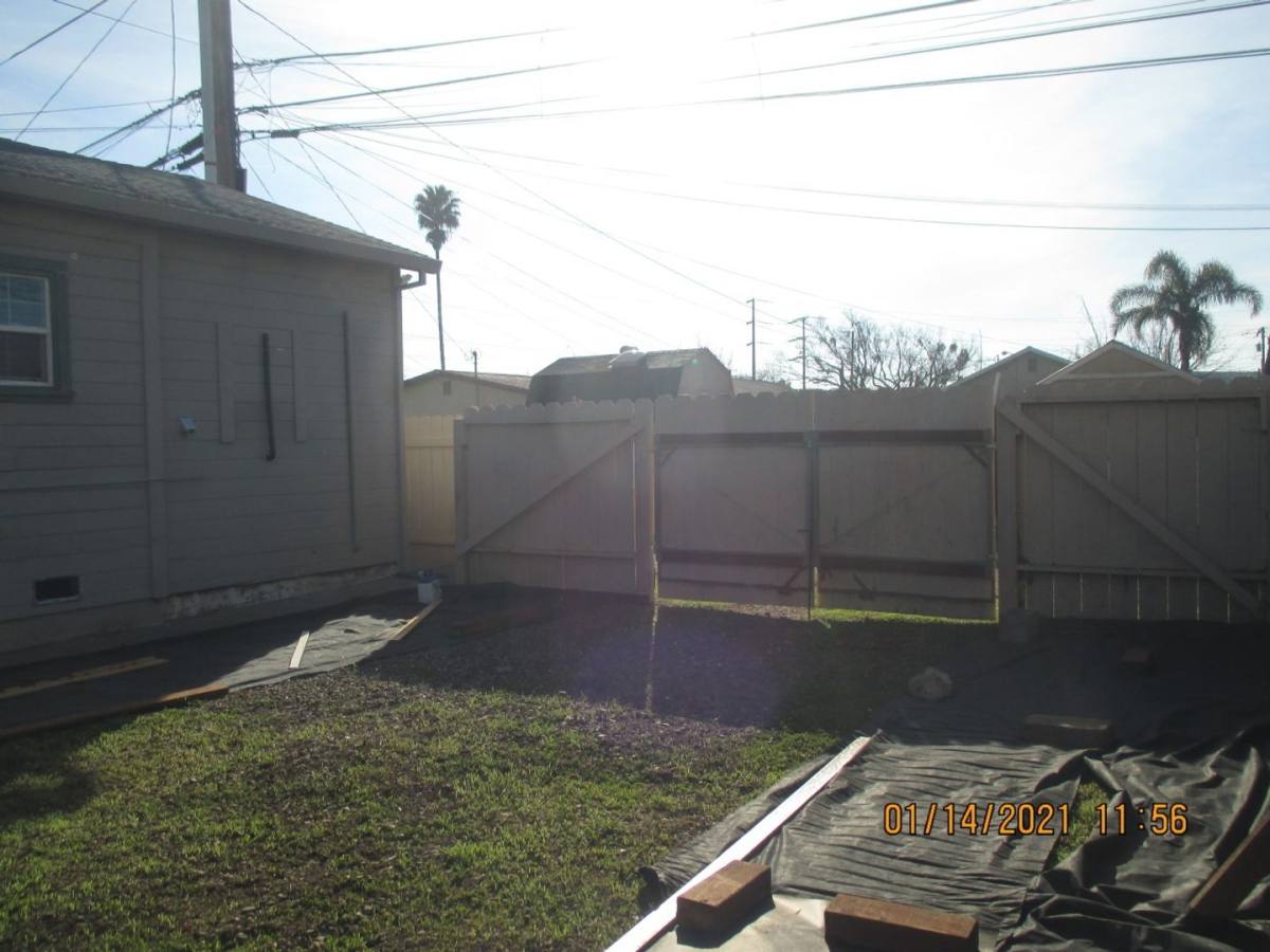 Apartment for rent at 717, 7175, 721, 727, 727 Broadway St, Fairfield, CA 94533
