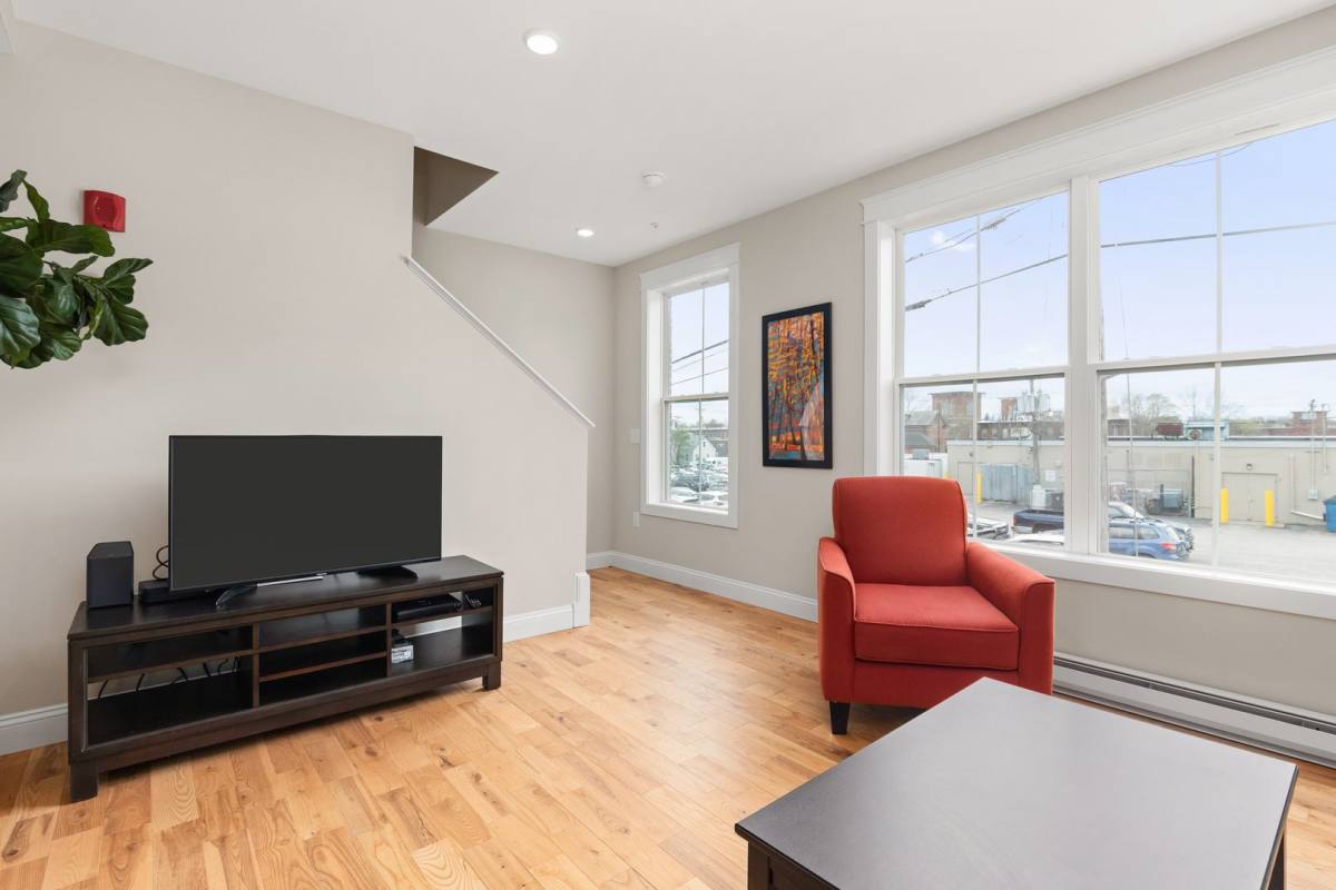 Townhouse for rent at 15 Mechanic St, Dover, NH 03820