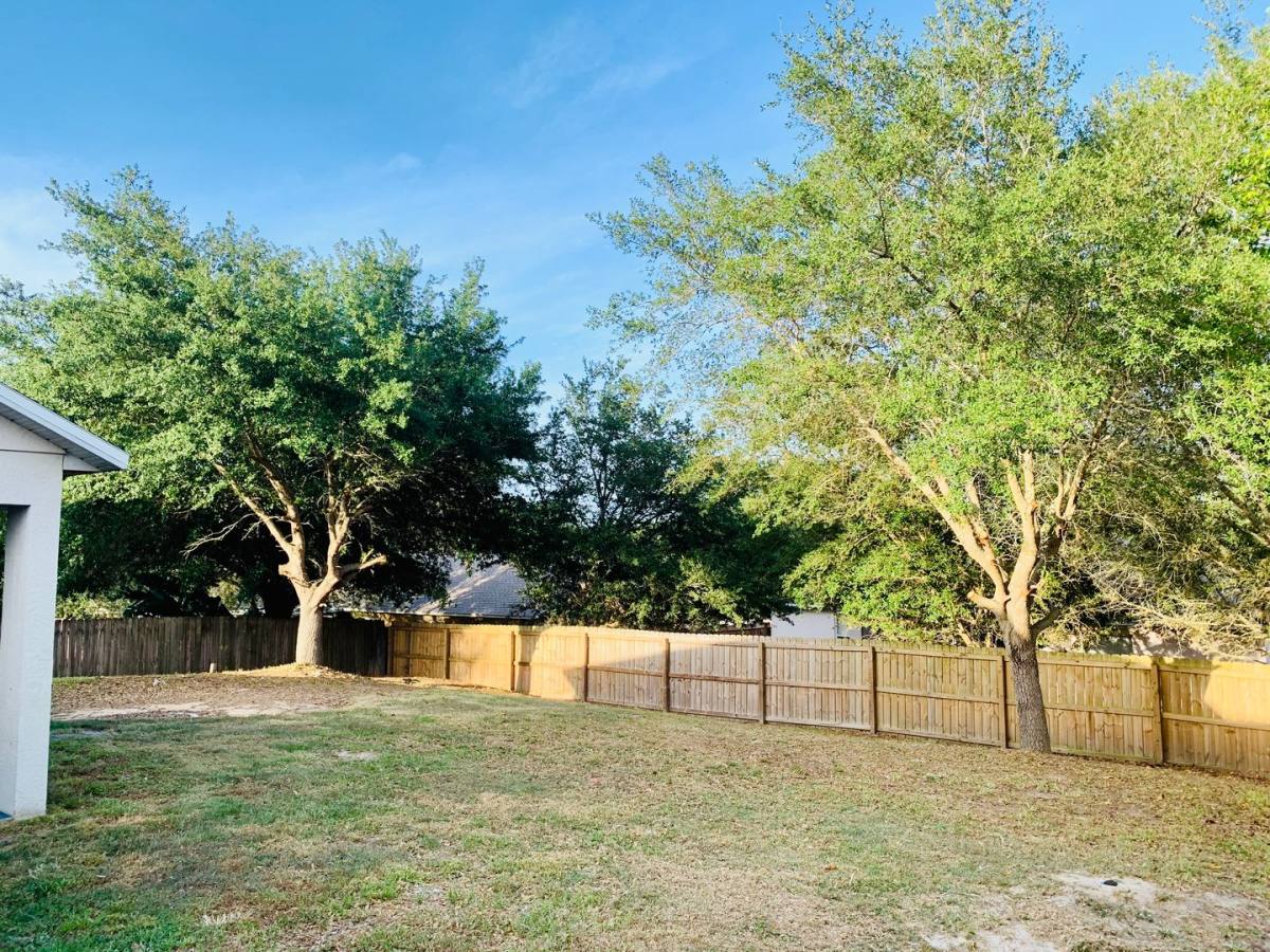 House for rent at 824 Willow Run St, Clermont, FL 34715