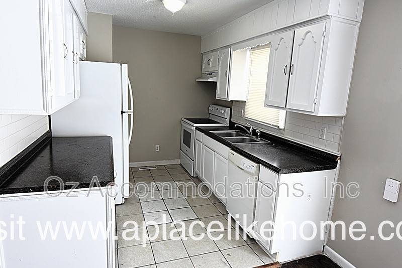 House for rent at 4934 Appleton Ave, Kansas City, MO 64133