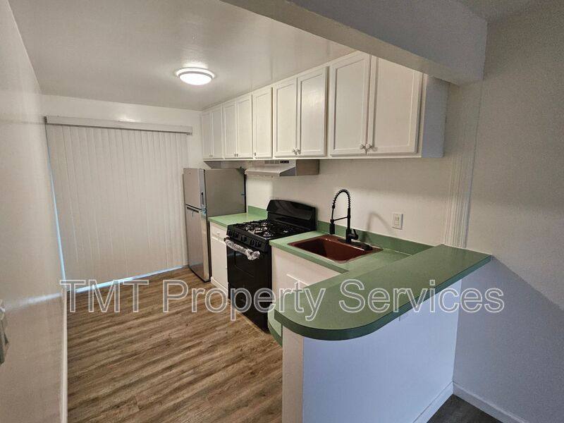 Apartment for rent at 2619 W Acacia St #2, Stockton, CA 95203