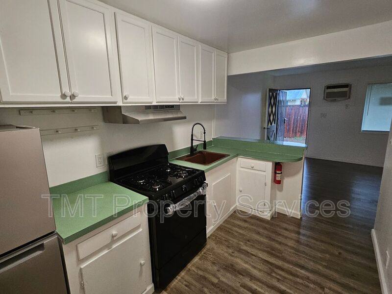 Apartment for rent at 2619 W Acacia St #2, Stockton, CA 95203