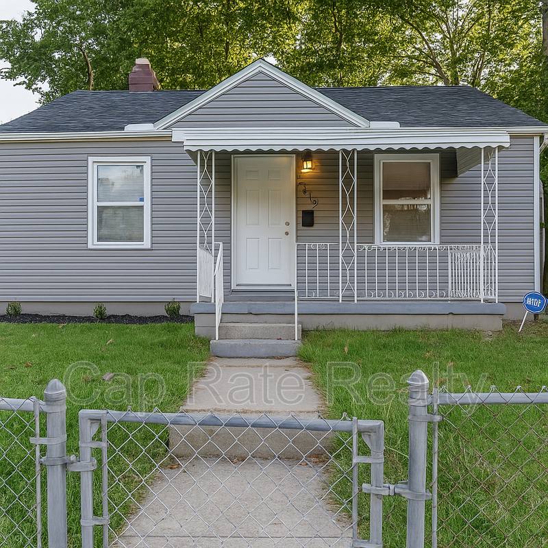 House for rent at 2299 Hamilton Ave, Columbus, OH 43211