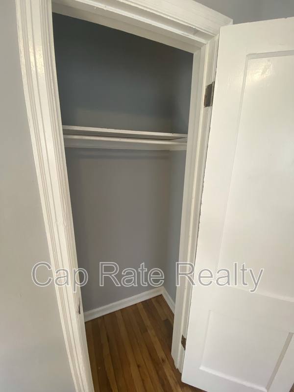 House for rent at 2299 Hamilton Ave, Columbus, OH 43211