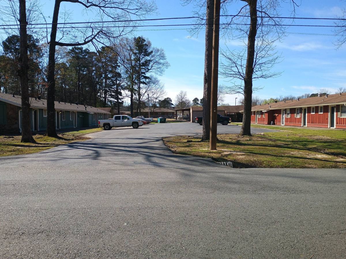Apartment for rent at 1001 Quince Hill Rd, Jacksonville, AR 72076