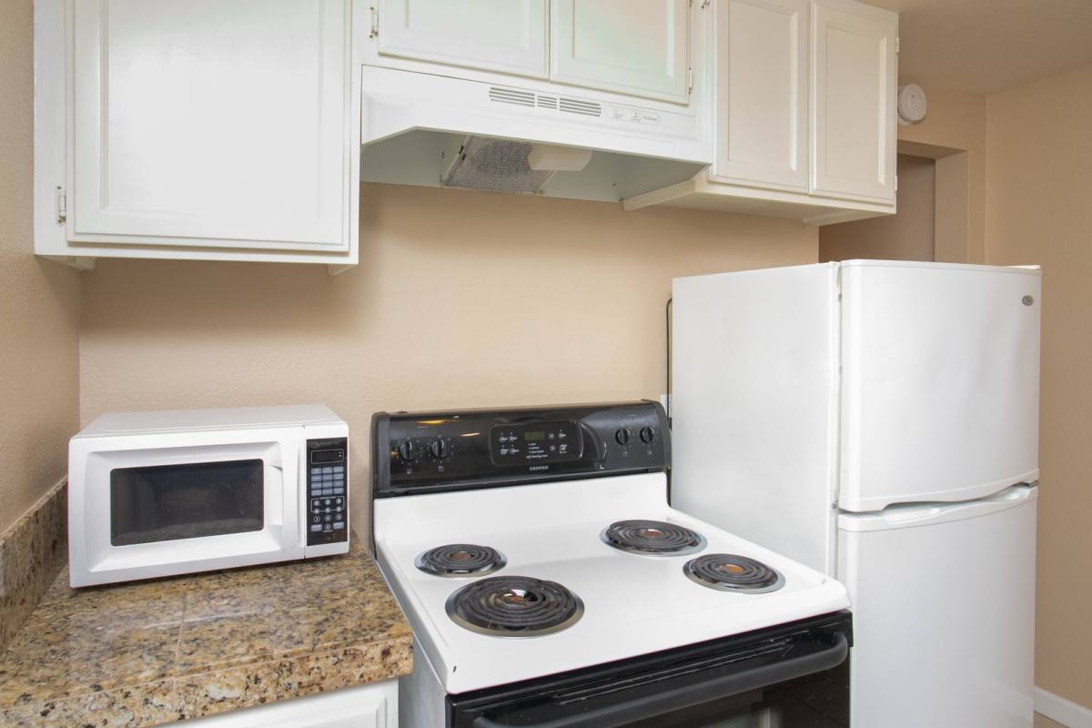 Apartment for rent at 73355 Guadalupe Ave, Palm Desert, CA 92260