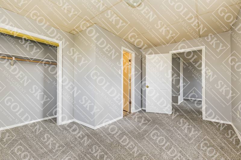 Apartment for rent at 115 E Willard St #1, Muncie, IN 47302