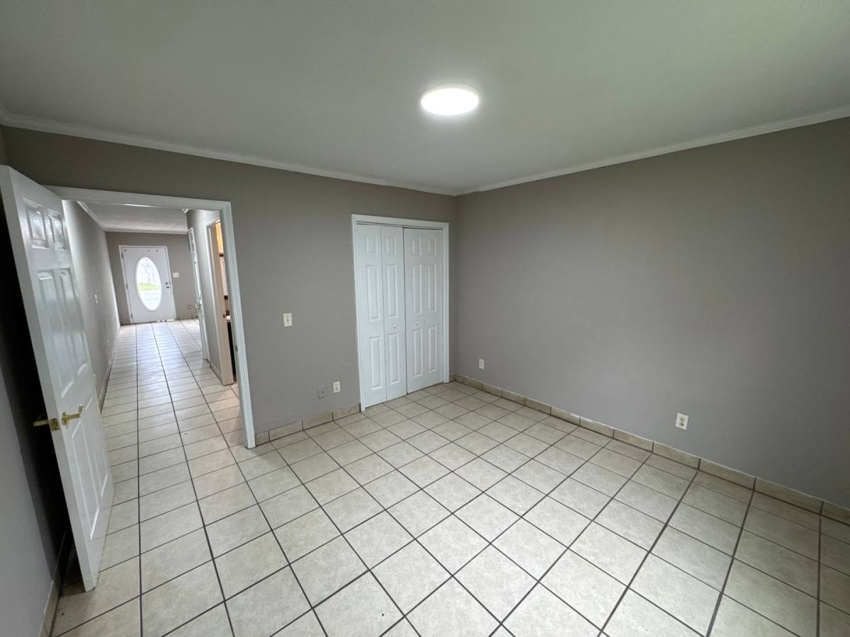 Apartment for rent at 100 Kittrell St, Dublin, GA 31021