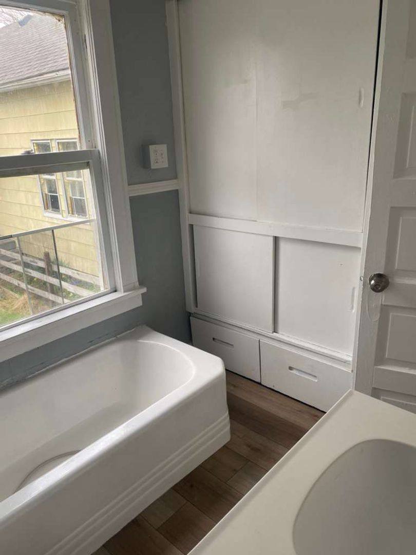 Apartment for rent at 3540 W 61st, Cleveland, OH 44102