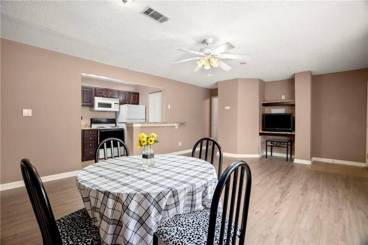 Apartment for rent at 626 Shug Jordan Parkway 10-138, Auburn, AL 36832