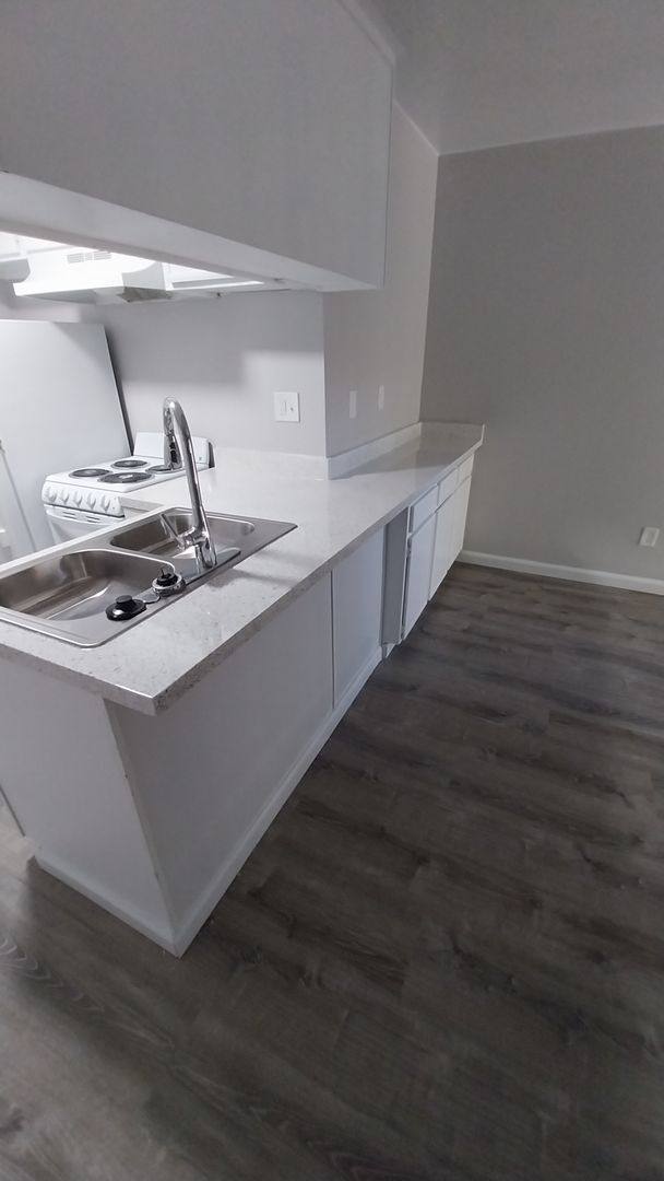 Apartment for rent at 4336 Iowa St, San Diego, CA 92104