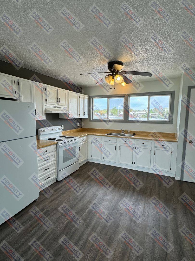 Apartment for rent at 614 Vivian St, Gillette, WY 82718