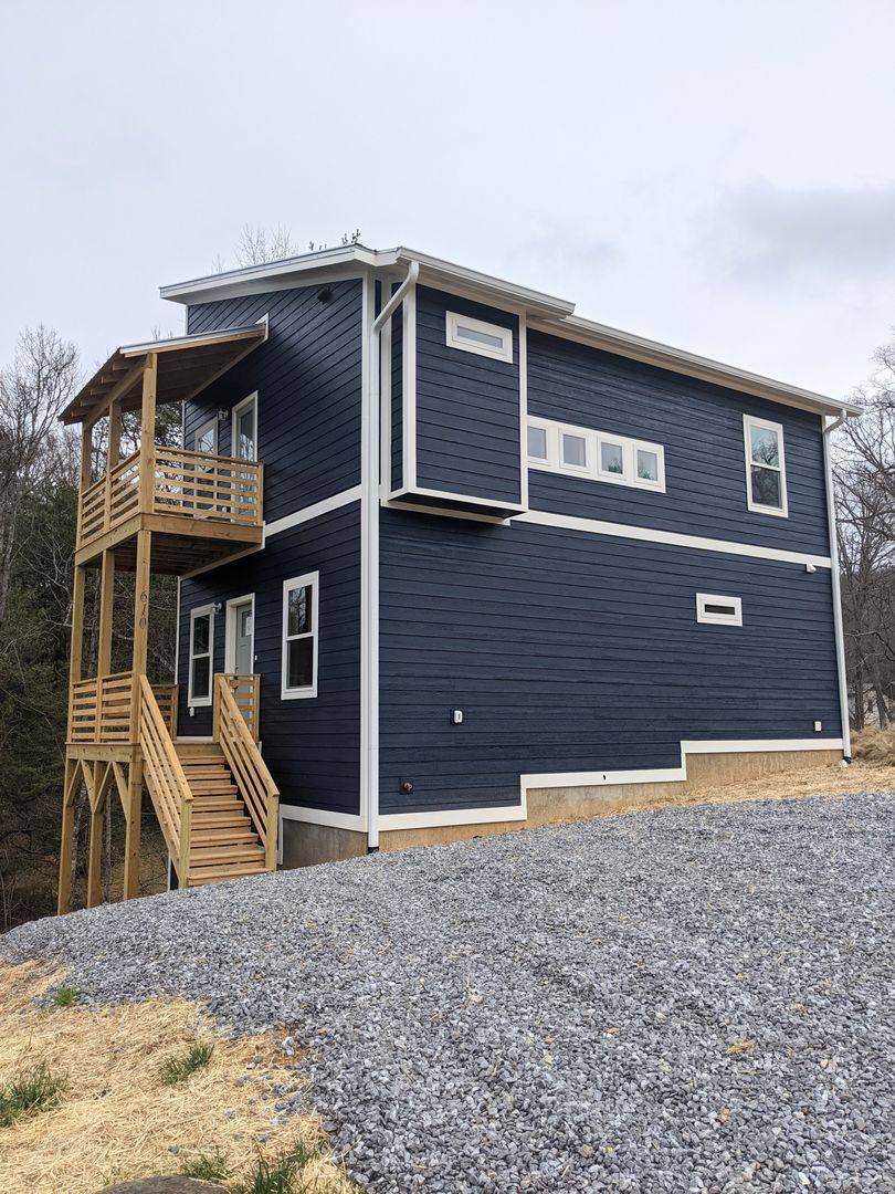 House for rent at 610 Salem Heights Lane, Swannanoa, NC 28778