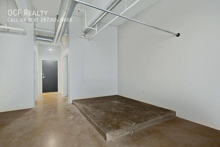Apartment for rent at 412 S 13th St, Philadelphia, PA 19147