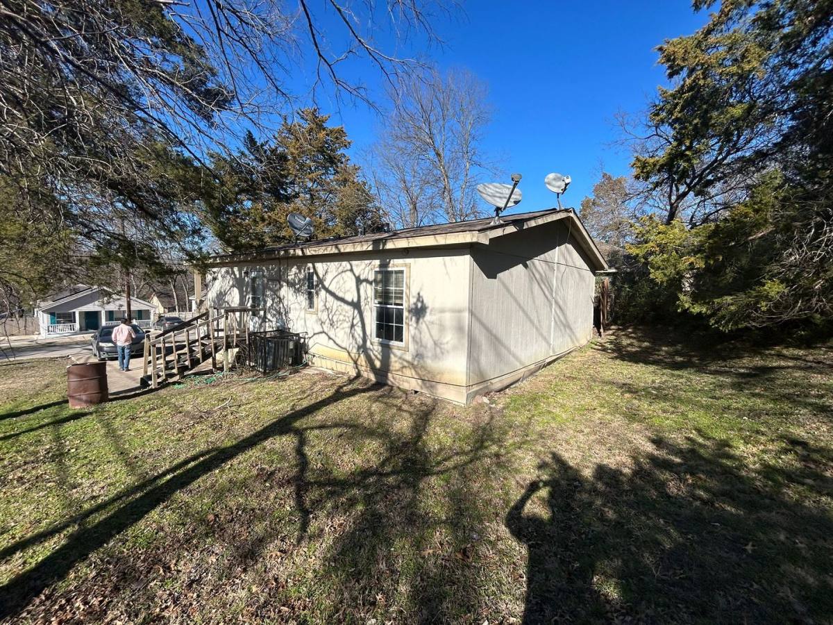 House for rent at 2602 Ripple Rd, Dallas, TX 75241