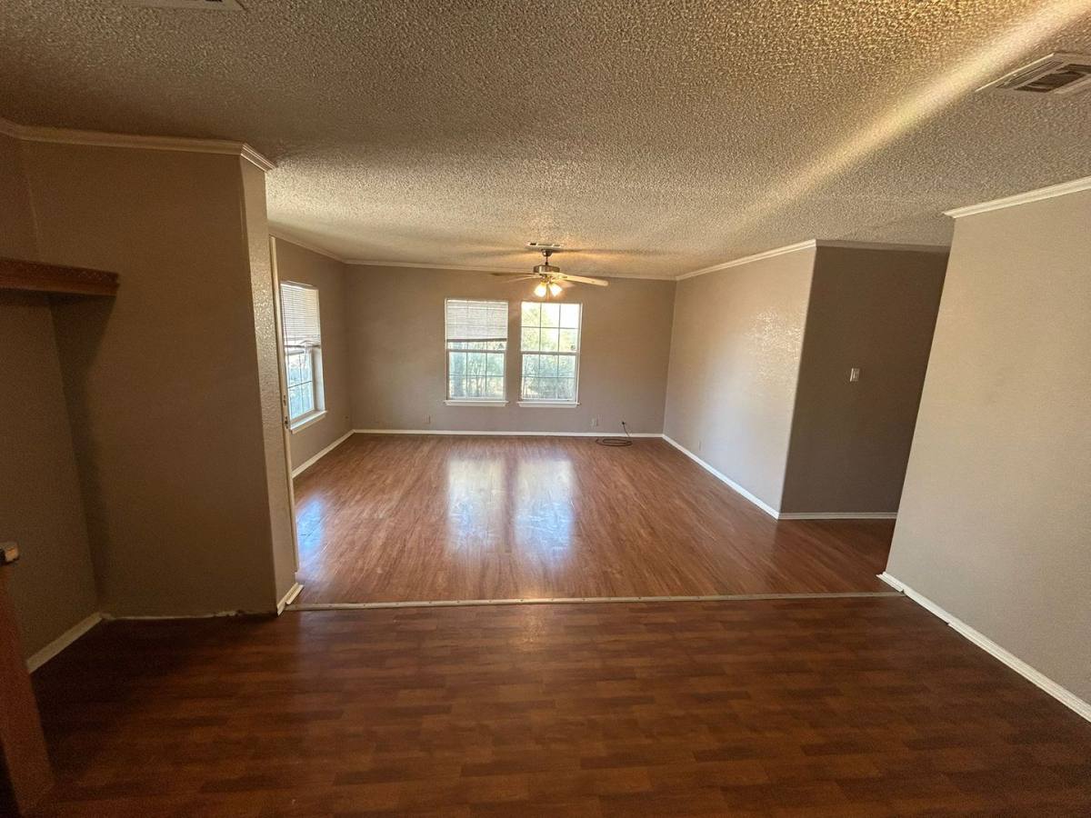 House for rent at 2602 Ripple Rd, Dallas, TX 75241