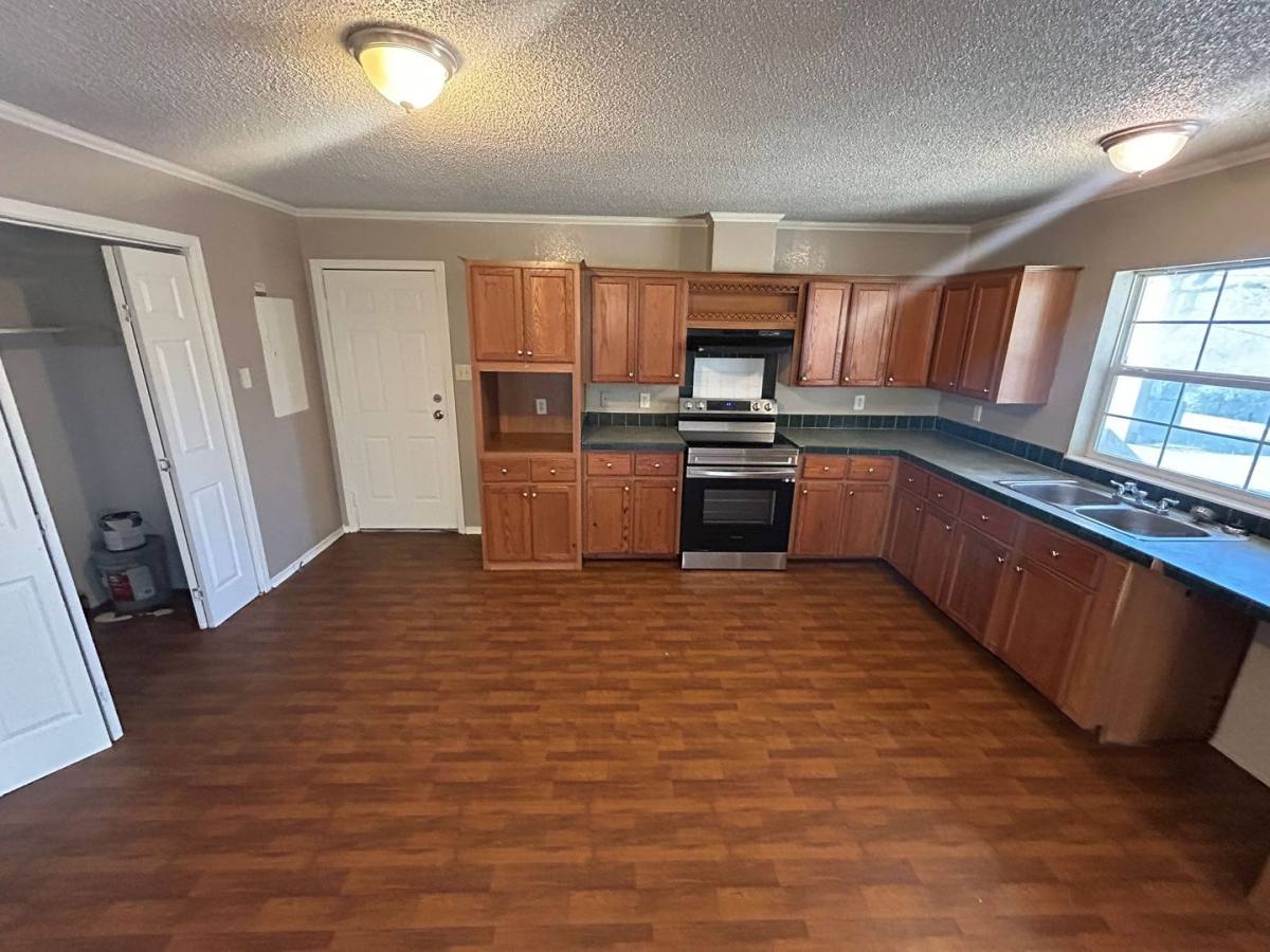 House for rent at 2602 Ripple Rd, Dallas, TX 75241