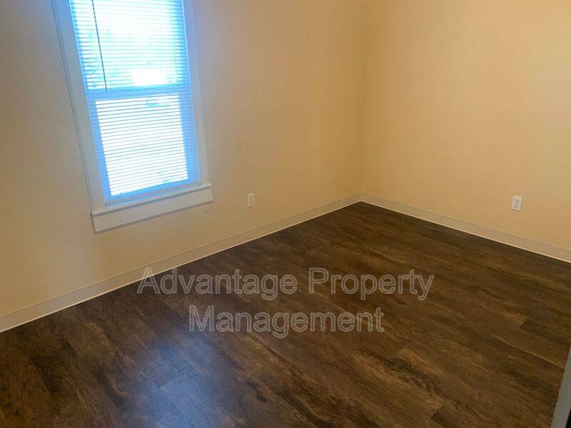 Apartment for rent at 324 Calapooia St SW #1, Albany, OR 97321