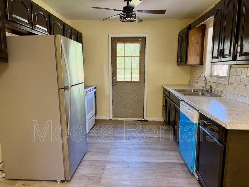 House for rent at 5520 Kentucky St, South Charleston, WV 25309