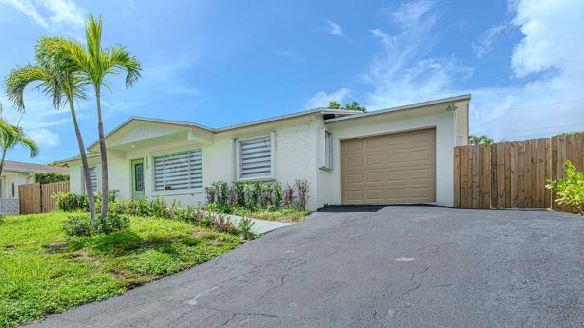 House for rent at 1717 16th Court N, Lake Worth Beach, FL 33460
