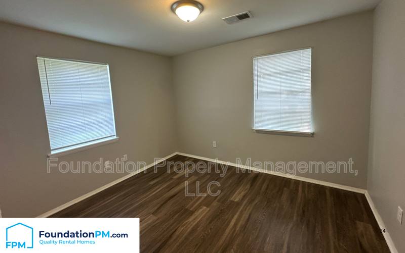 House for rent at 1056 Hudson St #1, Memphis, TN 38112