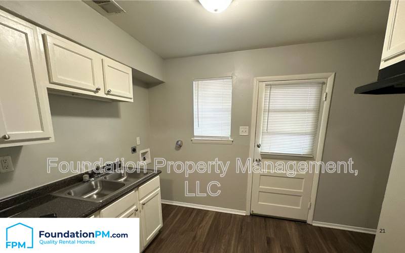House for rent at 1056 Hudson St #1, Memphis, TN 38112