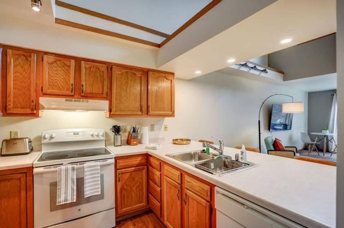 Apartment for rent at 1609 N Thompson Dr #308, Madison, WI 53704