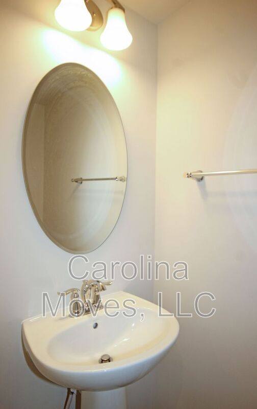 House for rent at 17 Country Dale Dr, Greer, SC 29650
