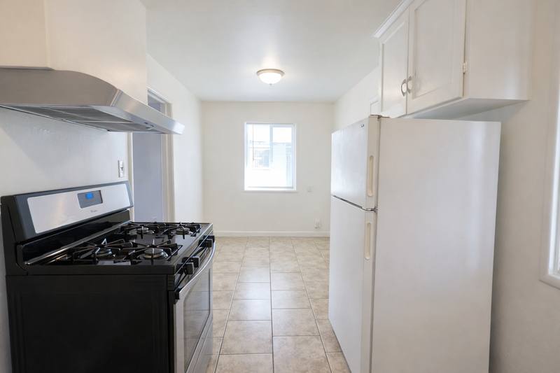 Apartment for rent at 1916 E Hunter Ave #4, Fresno, CA 93703