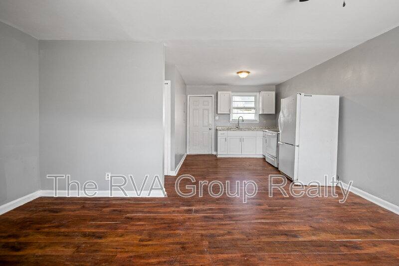 Apartment for rent at 1528 Lincoln St, Petersburg, VA 23803