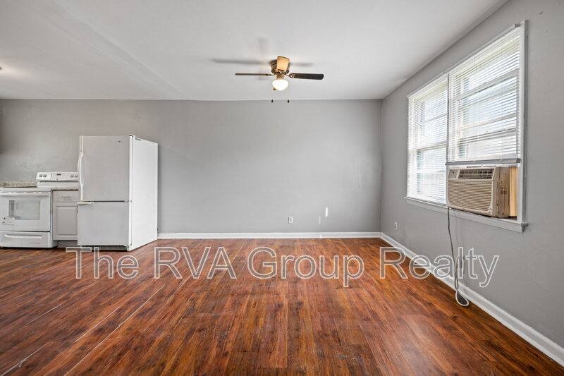 Apartment for rent at 1528 Lincoln St, Petersburg, VA 23803