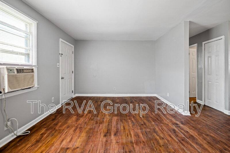 Apartment for rent at 1528 Lincoln St, Petersburg, VA 23803