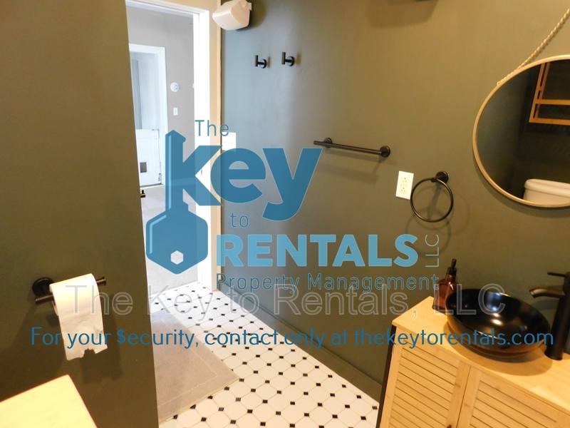 House for rent at 321 N Main St, Canandaigua, NY 14424