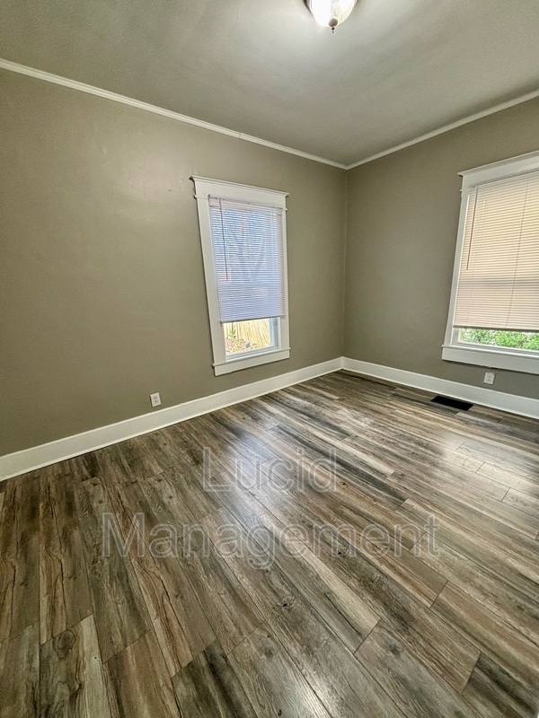 House for rent at 1214 Dresden Ave, Louisville, KY 40215