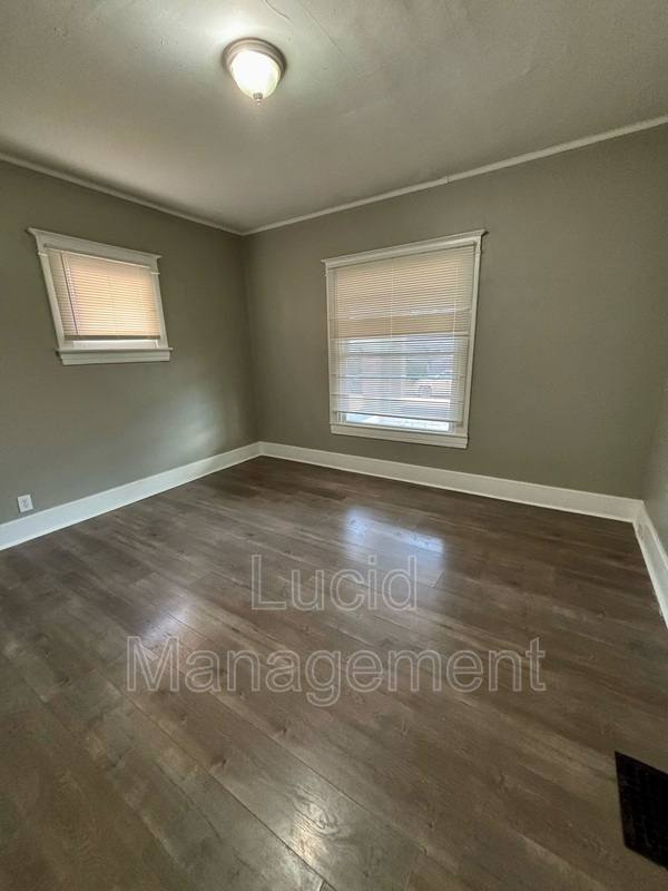 House for rent at 1214 Dresden Ave, Louisville, KY 40215