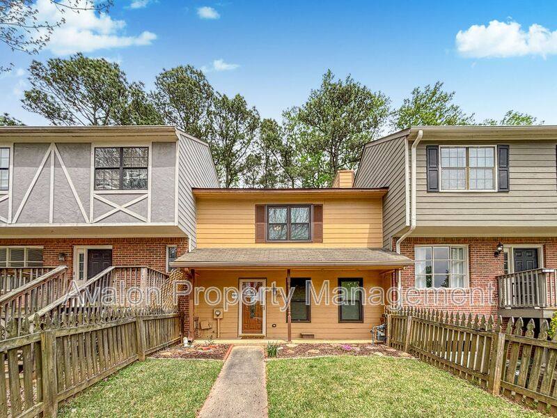 Townhouse for rent at 7040 Sand Wedge Circle NW, Kennesaw, GA 30144